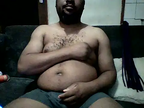 SWEETLEO online show from July 7, 2026, 4:59 am