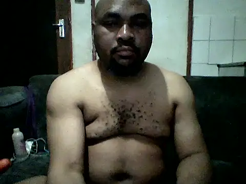 SWEETLEO online show from July 14, 2026, 3:29 pm
