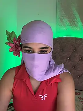 Snapshot of Aisha-Zayed chatting on July 15, 2026, 10:37 pm Aisha-Zayed online show from July 15, 2026, 10:37 pm