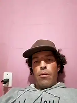 brunoupp99 online show from July 25, 2026, 9:18 am
