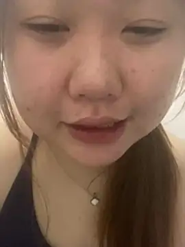 Snapshot of Tuii-1 chatting on July 3, 2026, 4:57 pm Tuii-1 online show from July 3, 2026, 4:57 pm