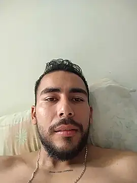 Snapshot of Vazquenuann chatting on July 23, 2026, 6:39 pm Vazquenuann online show from July 23, 2026, 6:39 pm