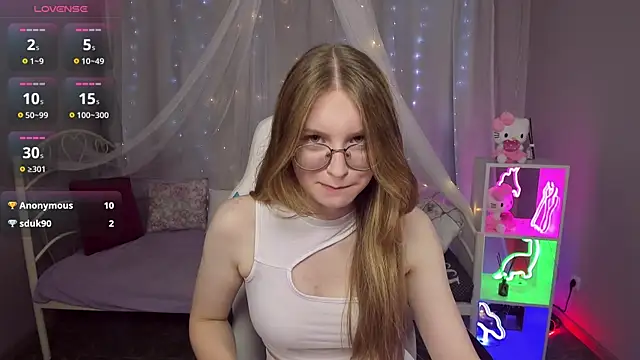 Snapshot of MaryVance chatting on July 7, 2026, 9:02 am MaryVance online show from July 7, 2026, 9:02 am