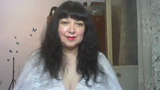 BeautyMilana13 online show from July 14, 2026, 4:45 pm