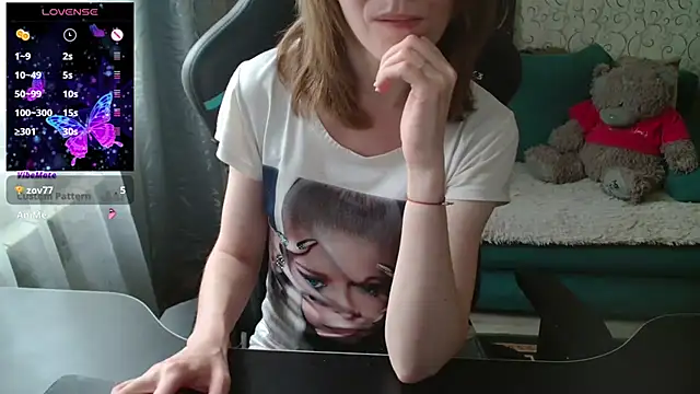   Alisa   online show from July 26, 2026, 3:41 pm
