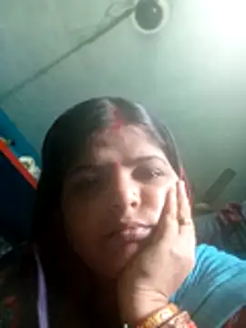 Snapshot of hot_bhabi1 chatting on July 7, 2026, 4:15 am hot bhabi1 online show from July 7, 2026, 4:15 am