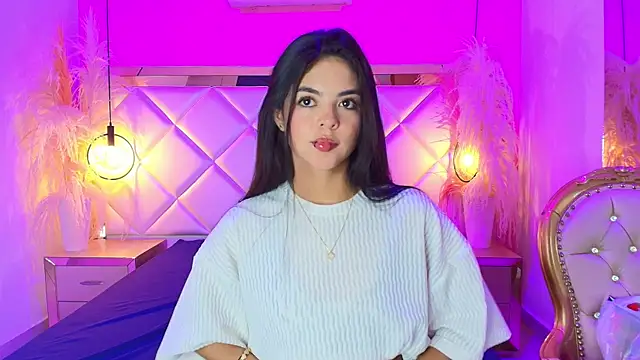 Dollyhappyy online show from July 9, 2026, 5:28 pm