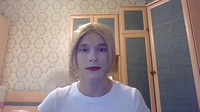 Snapshot of Ariyaaaaaaaa chatting on July 8, 2026, 7:51 pm Ariyaaaaaaaa online show from July 8, 2026, 7:51 pm