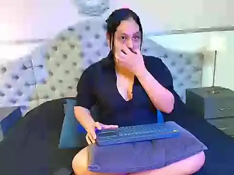 MariaBelenX online show from July 15, 2026, 12:10 pm