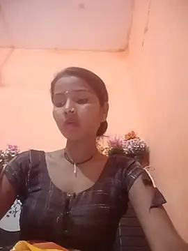 Snapshot of Chandni8090 chatting on July 8, 2026, 5:23 am Chandni8090 online show from July 8, 2026, 5:23 am