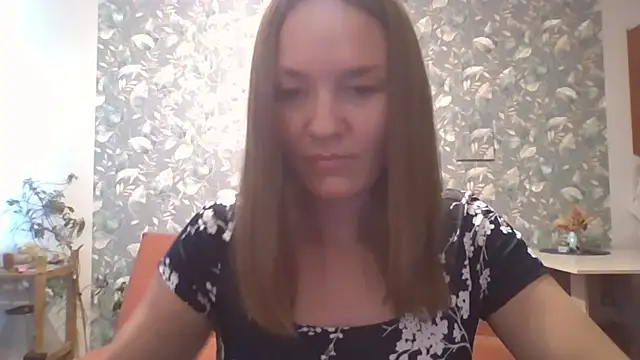 Snapshot of Alice_Fidget chatting on July 10, 2026, 9:12 am Alice Fidget online show from July 10, 2026, 9:12 am