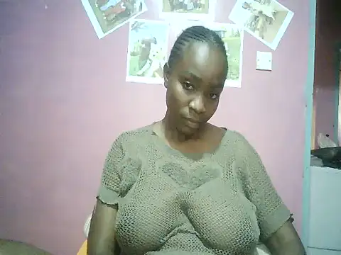 Snapshot of aliciacake5 chatting on July 21, 2026, 1:13 pm aliciacake5 online show from July 21, 2026, 1:13 pm