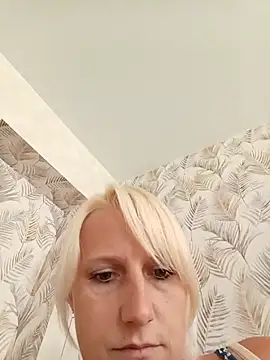 Amina-lov online show from July 11, 2026, 12:19 pm