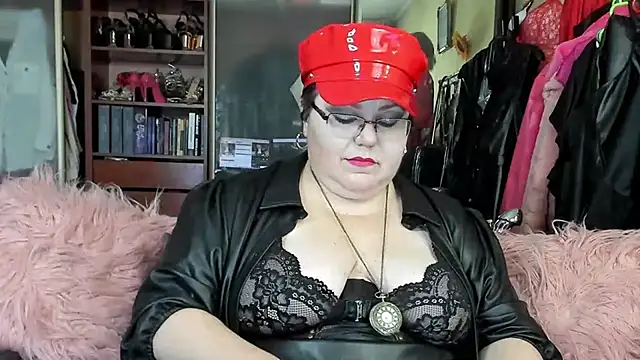 KaryQueen online show from February 15, 2025, 5:28 pm