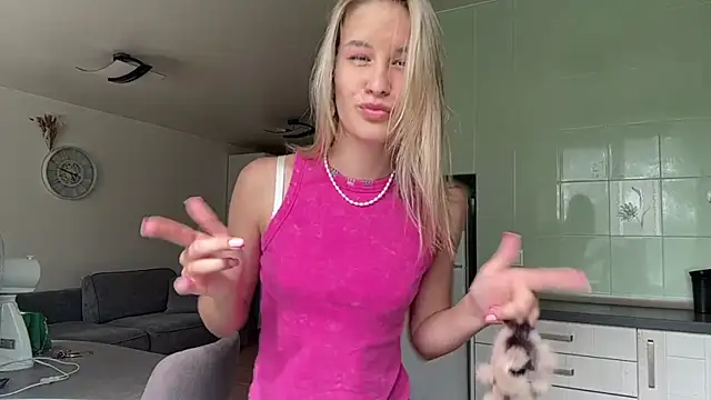 CryBaabyy online show from July 10, 2026, 9:56 am