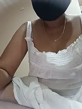 Snapshot of Nila_tamil36 chatting on July 20, 2026, 5:59 pm Nila tamil36 online show from July 20, 2026, 5:59 pm