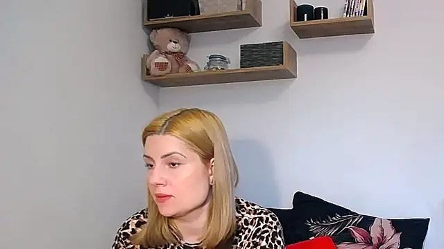 alisenties online show from March 11, 2026, 2:56 pm