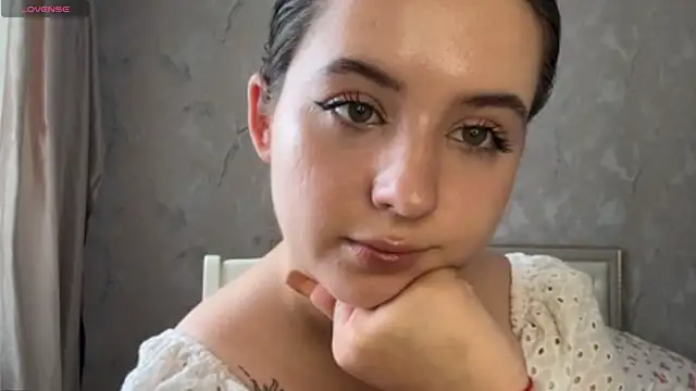 Selena Liann online show from July 14, 2026, 12:55 pm