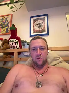 Snapshot of Straight-alex__ chatting on July 17, 2026, 12:45 pm Straight-alex online show from July 17, 2026, 12:45 pm