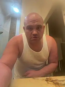 Snapshot of Curiousguy4444 chatting on July 21, 2026, 10:28 am Curiousguy4444 online show from July 21, 2026, 10:28 am