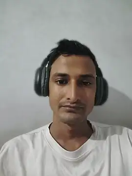 Snapshot of NAVINUKhot_boy chatting on July 20, 2026, 5:59 pm NAVINUKhot boy online show from July 20, 2026, 5:59 pm