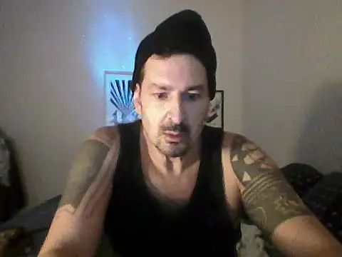 DaddyCloudLatin online show from July 26, 2026, 8:21 am
