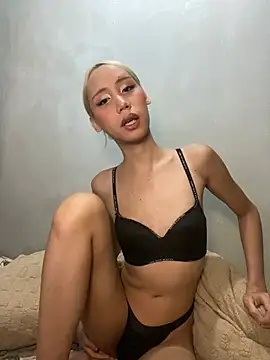 Snapshot of mariannedelaine chatting on July 20, 2026, 2:41 pm mariannedelaine online show from July 20, 2026, 2:41 pm