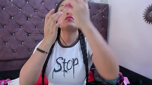 Snapshot of gabriela_grace chatting on October 24, 2025, 3:30 pm gabriela grace online show from October 24, 2025, 3:30 pm