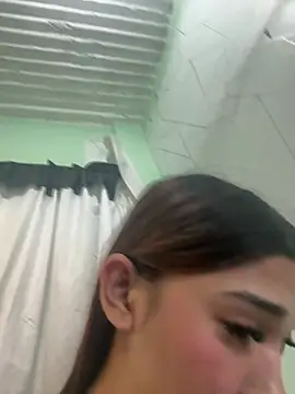cuttiegurlSam online show from July 20, 2026, 5:48 pm