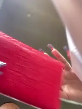 riri brunnete online show from February 26, 2025, 8:54 pm