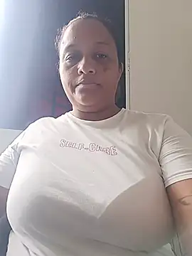 BellaMarii 93 online show from July 24, 2026, 1:53 pm
