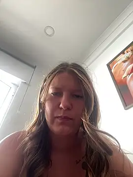 Snapshot of emma_oceanx chatting on July 24, 2026, 1:31 pm emma oceanx online show from July 24, 2026, 1:31 pm