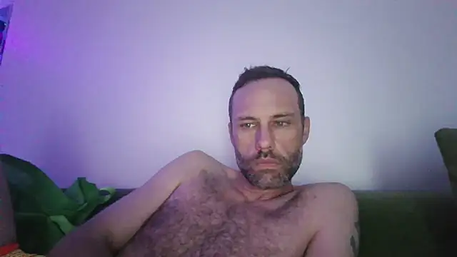 Snapshot of TeaBoner69 chatting on August 2, 2026, 2:32 am TeaBoner69 online show from August 2, 2026, 2:32 am