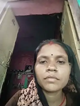 Snapshot of Hot_priya835 chatting on July 31, 2026, 6:02 am Hot priya835 online show from July 31, 2026, 6:02 am