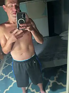KyleHollis online show from July 25, 2026, 6:33 am