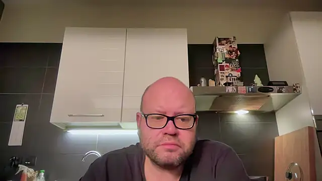 theitalianbear online show from May 7, 2026, 2:50 am
