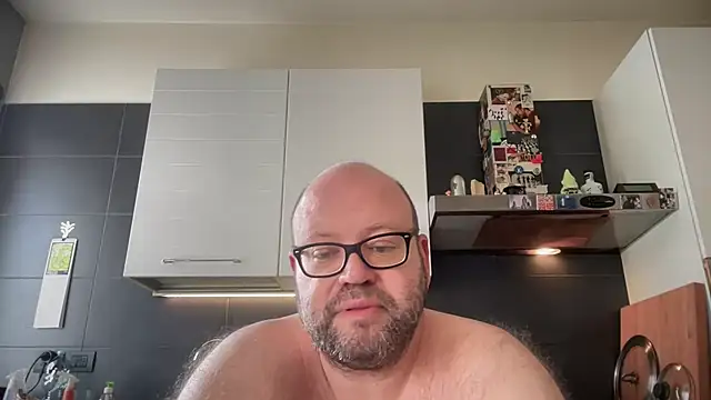 theitalianbear online show from May 14, 2026, 7:15 am