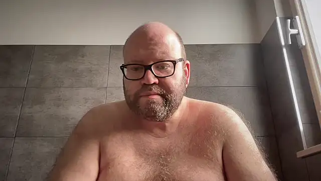 theitalianbear online show from May 20, 2026, 6:30 am