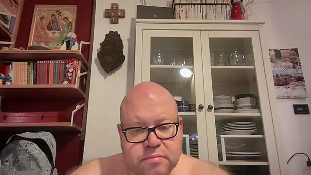 theitalianbear online show from May 24, 2026, 2:27 am