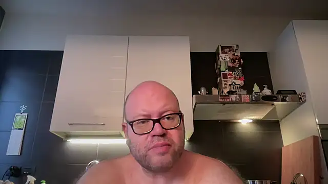theitalianbear online show from May 29, 2026, 3:37 am