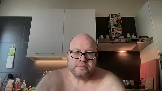theitalianbear online show from May 30, 2026, 4:31 am