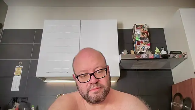 theitalianbear online show from June 10, 2026, 6:34 am