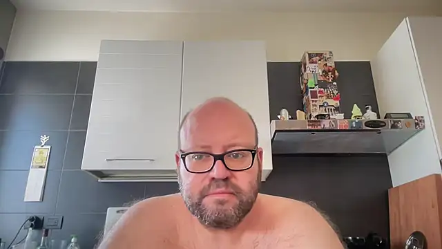 theitalianbear online show from June 12, 2026, 8:46 am