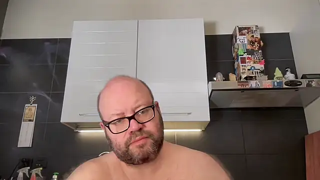 theitalianbear online show from June 15, 2026, 7:54 am