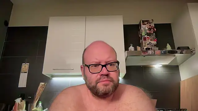 theitalianbear online show from June 16, 2026, 1:52 am