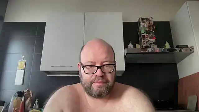 theitalianbear online show from June 18, 2026, 4:35 am
