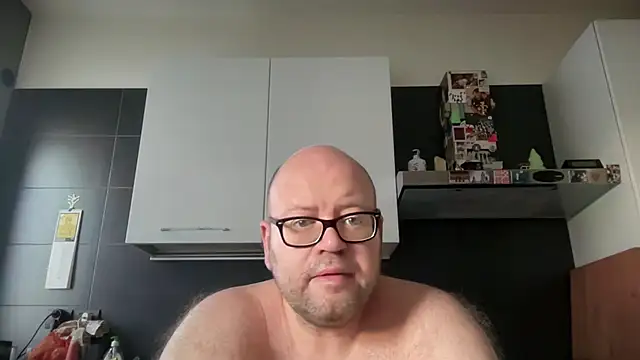 theitalianbear online show from June 28, 2026, 4:18 am