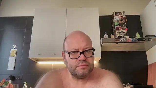 theitalianbear online show from July 2, 2026, 4:51 am