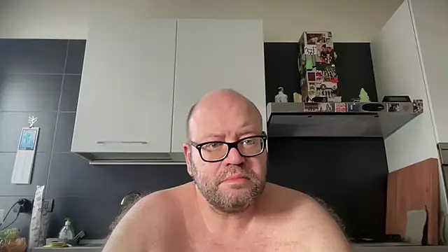 theitalianbear online show from July 6, 2026, 5:26 am