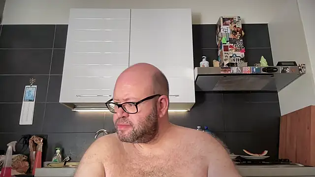 theitalianbear online show from July 7, 2026, 7:23 am